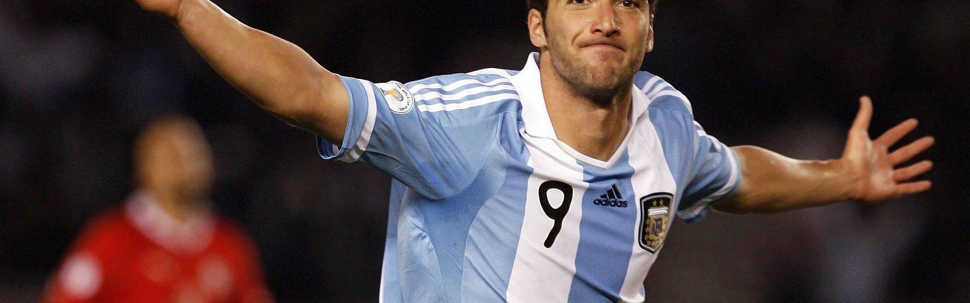 世俱杯直播-多特蒙德2017年欧冠表现与新星球员崛起趋势